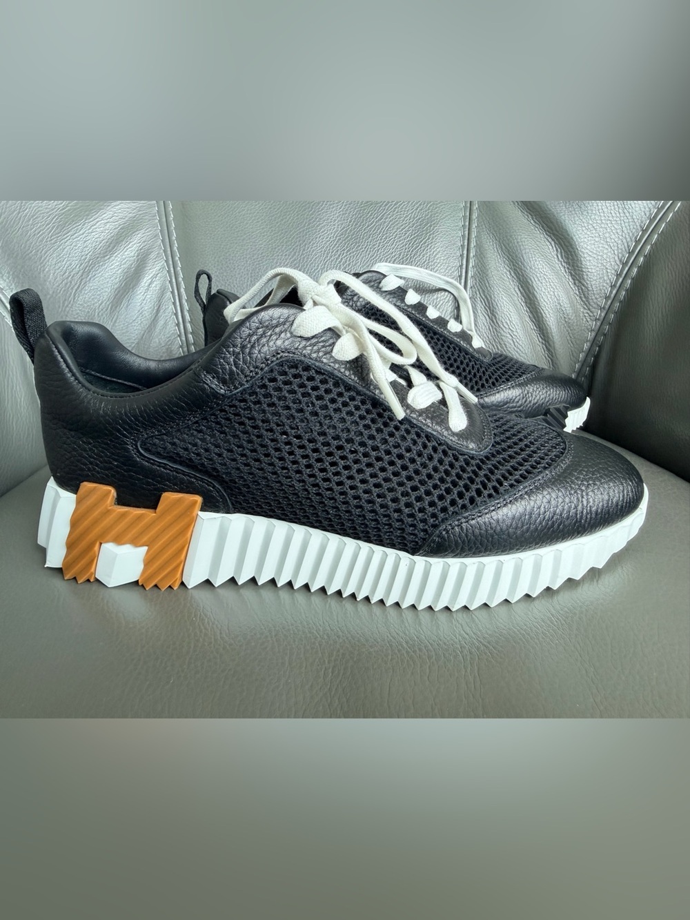 Hermes Bouncing Black Mesh & Leather Sneakers with White Ribbed Sole Size 39,5